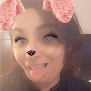 Meet your Posher, Nikki